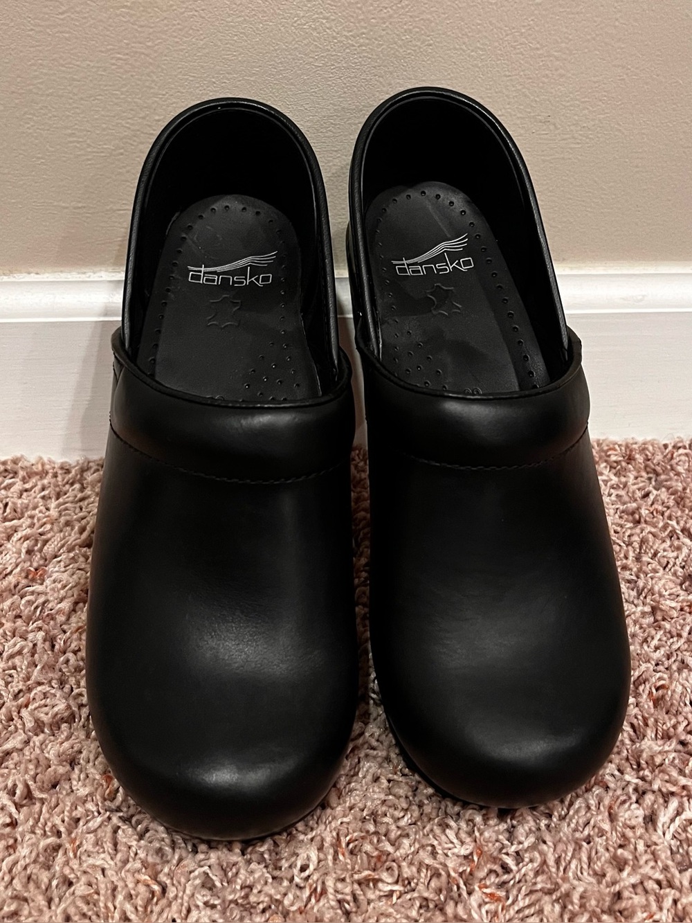Dansko Professional black Cabrio Leather Clogs Size 39 / US 8.5 NWOB
